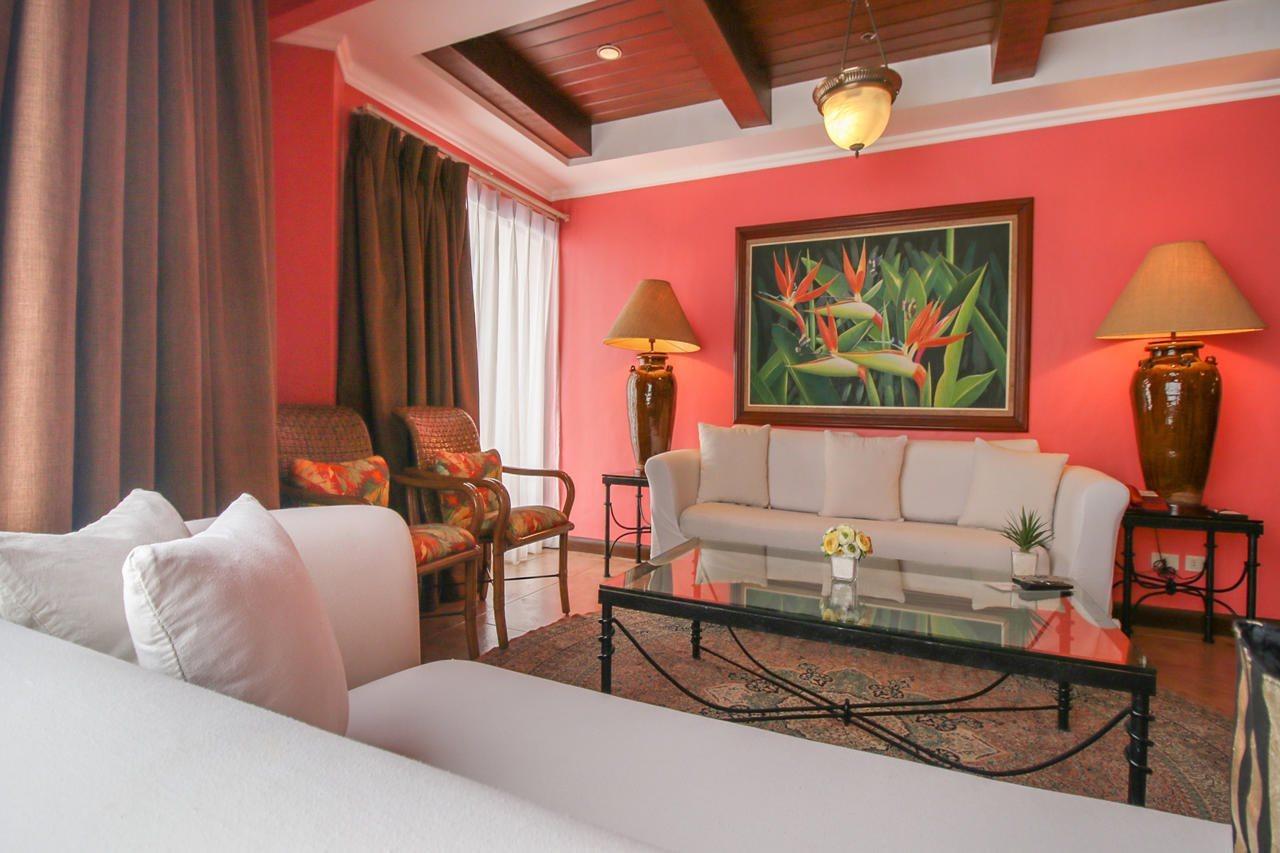 Royal Bellagio Hotel Makati City Exterior photo
